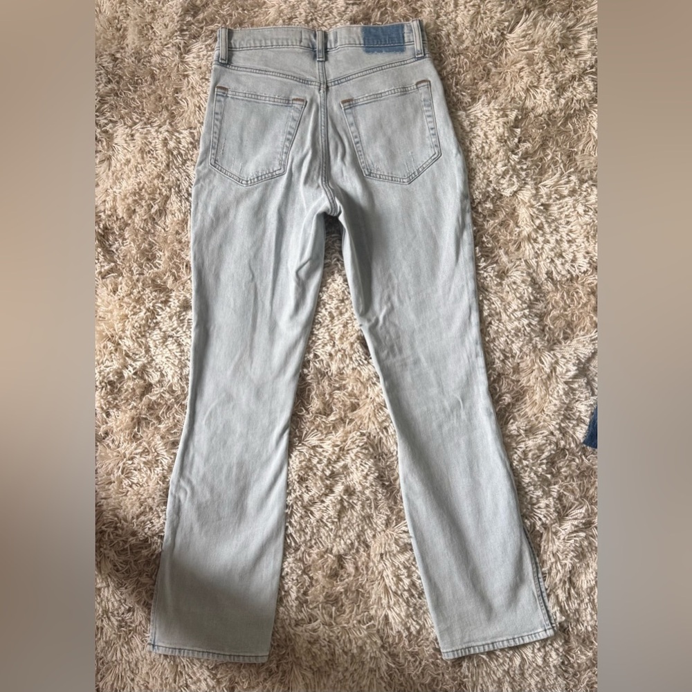 Abercrombie & Fitch Slim Straight Ultra High Rise with Ankle Slits - Picture 3 of 6